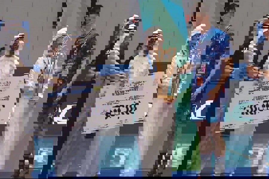 2163993