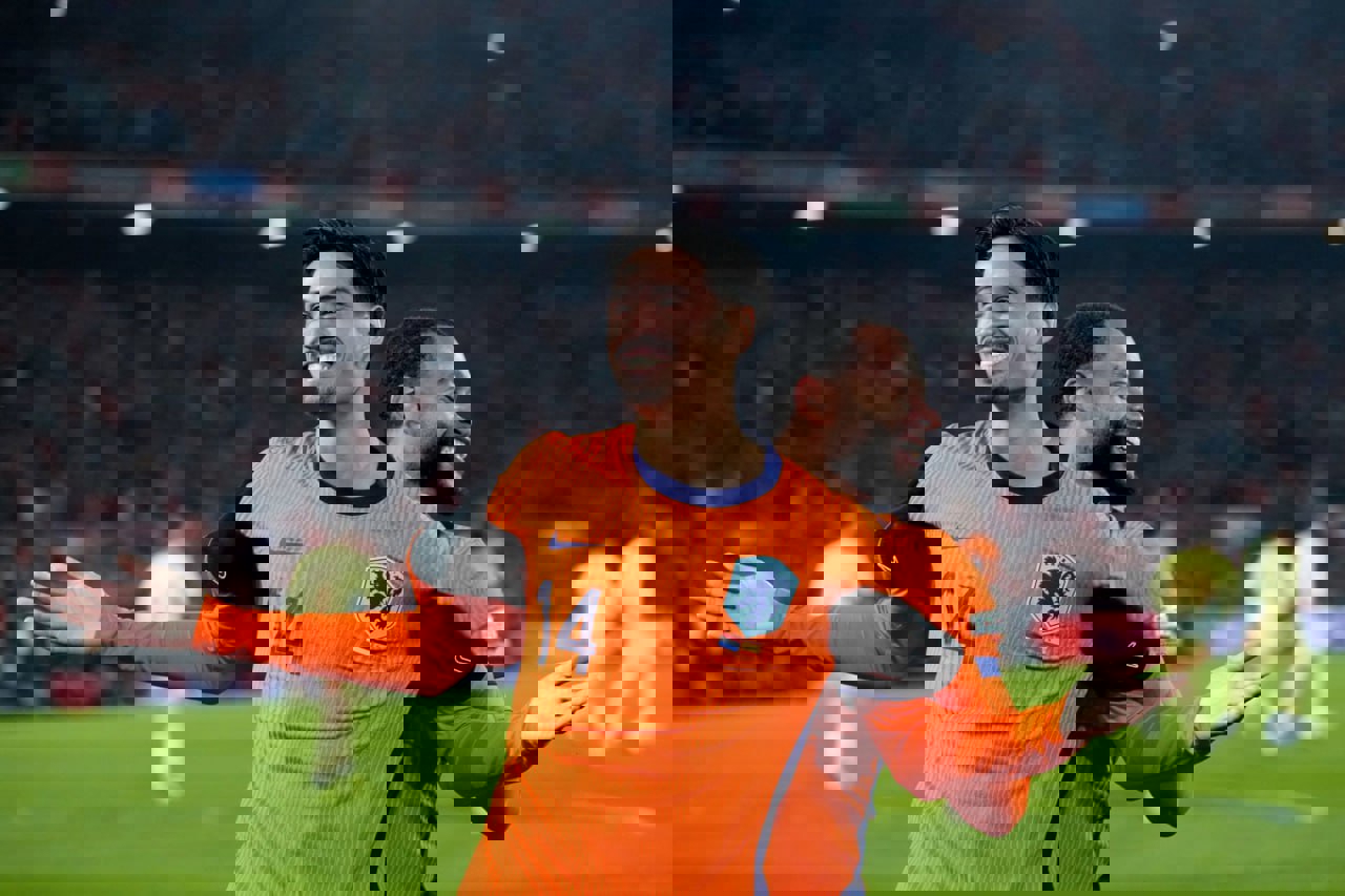 2164137