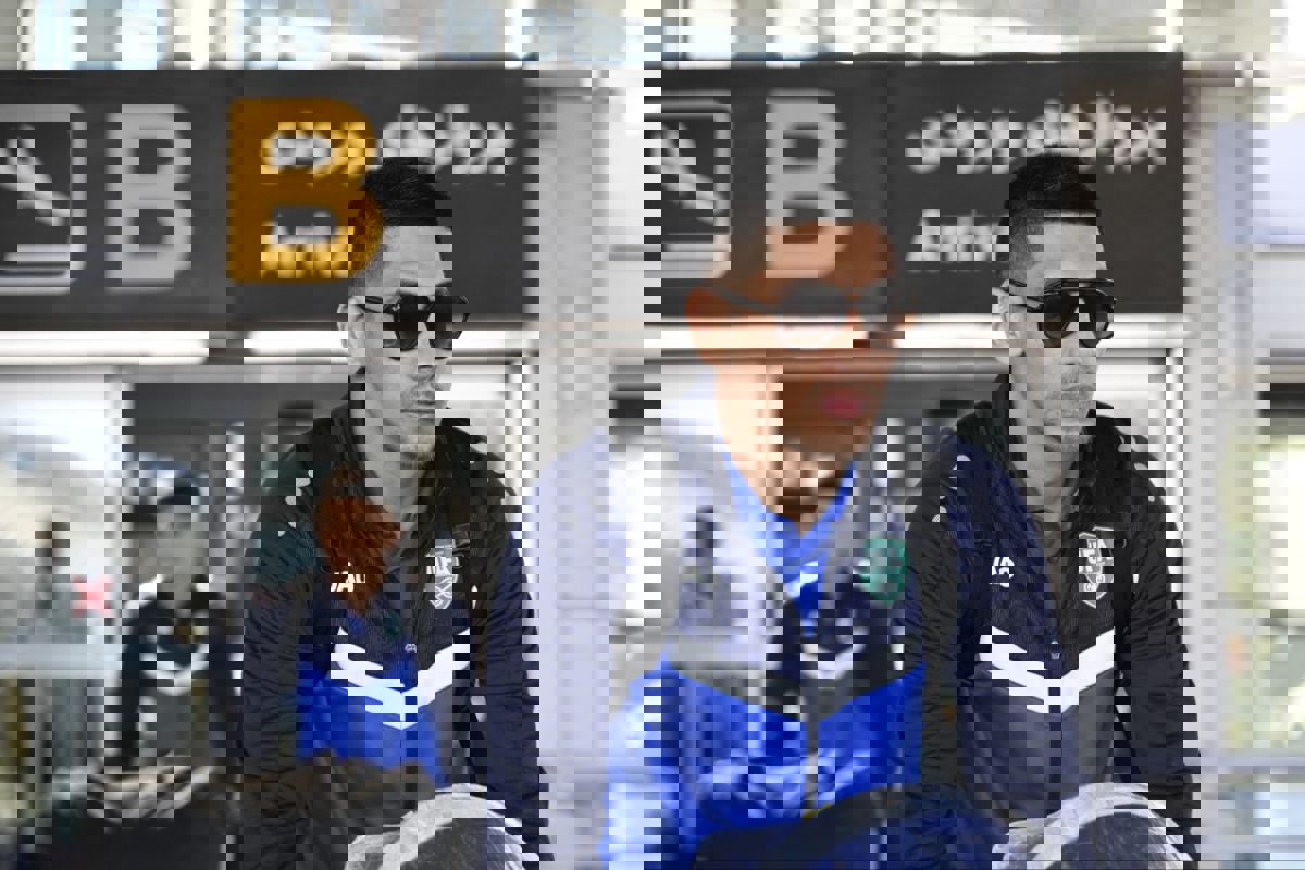 2164596