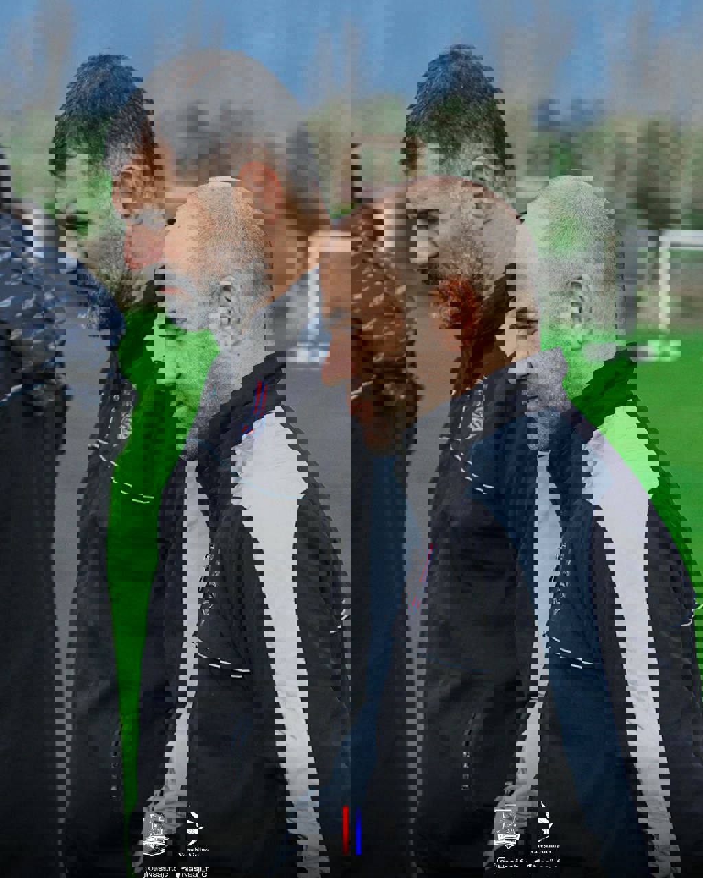 2165596