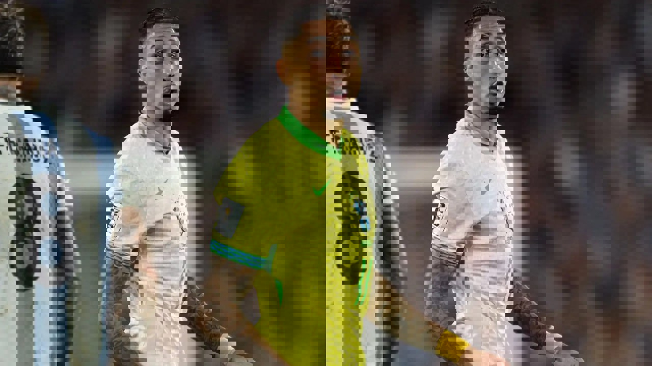 2165558