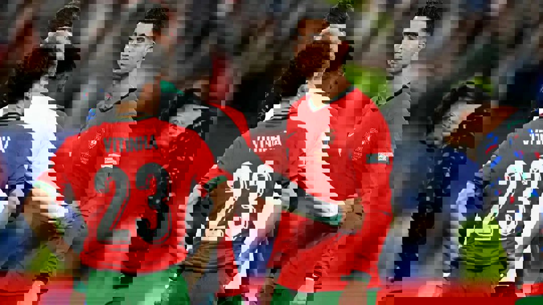 2165840