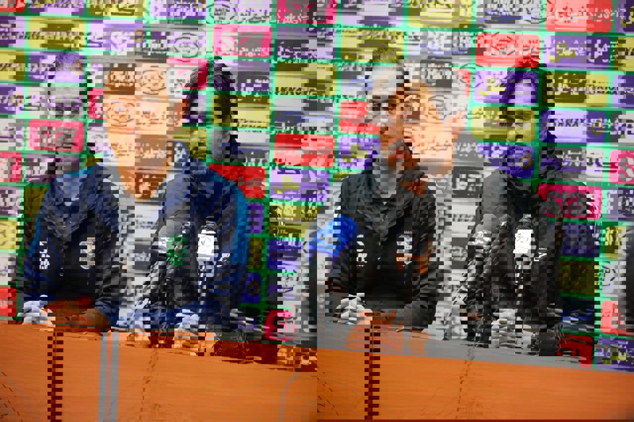 2166104