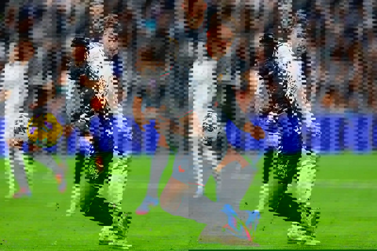 2166685