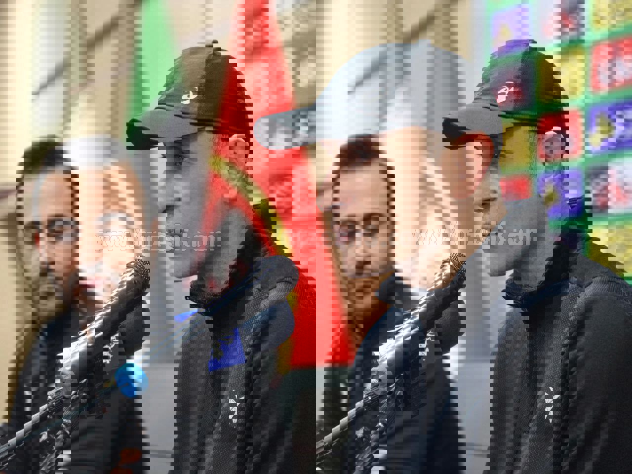 2166733