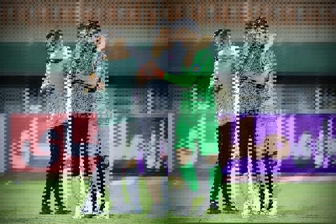 2167208