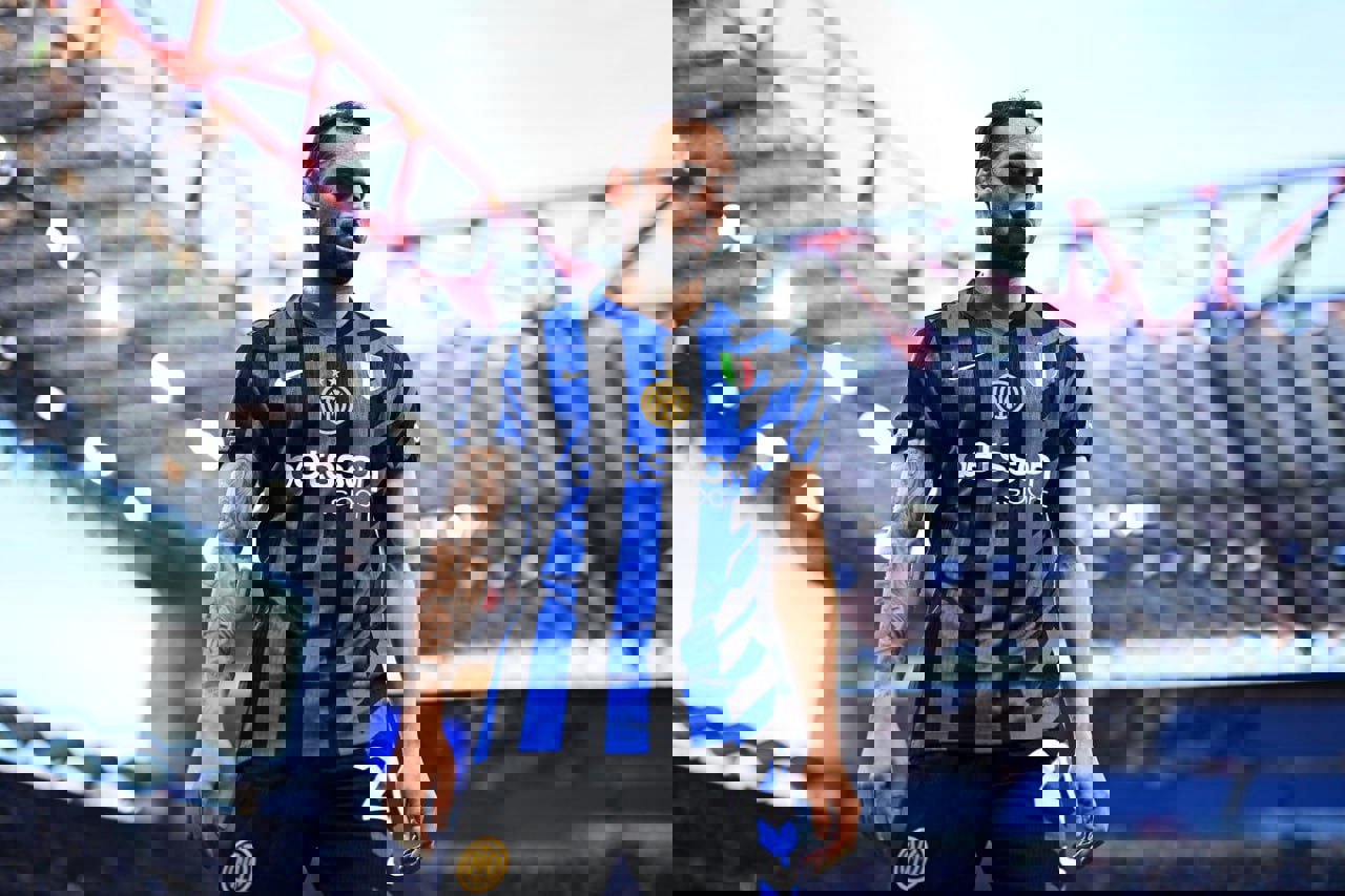 2167579