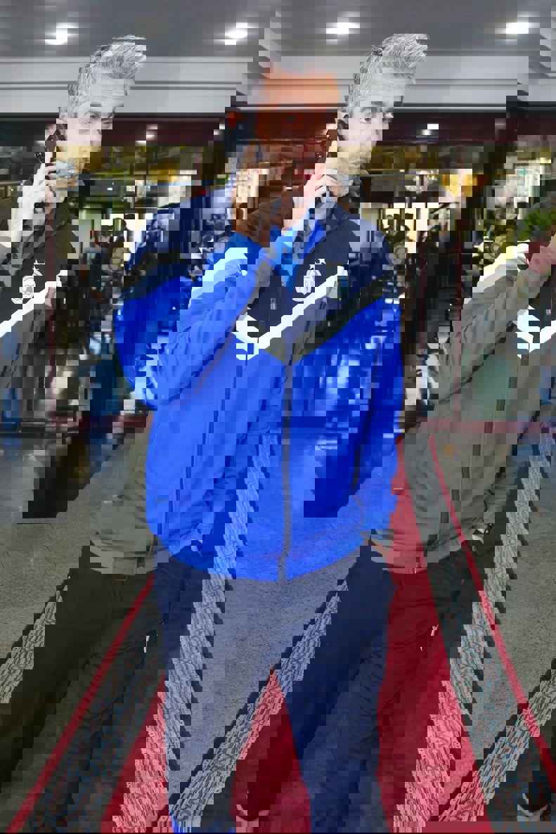2168304
