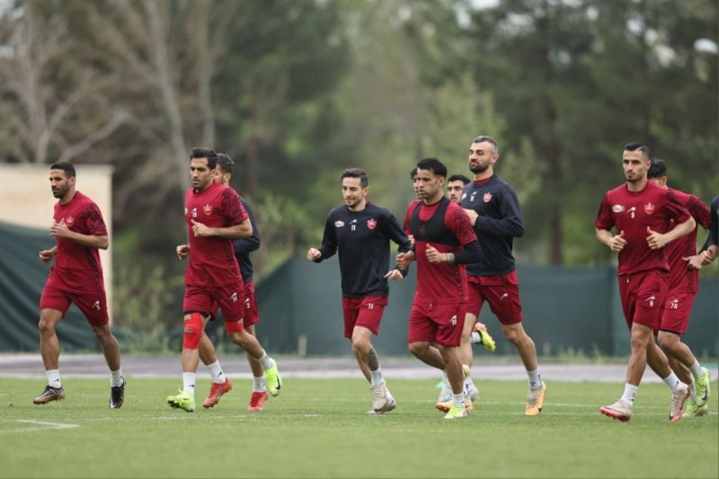 پوستر پرسپولیس با یادآوری معجزه بزرگ