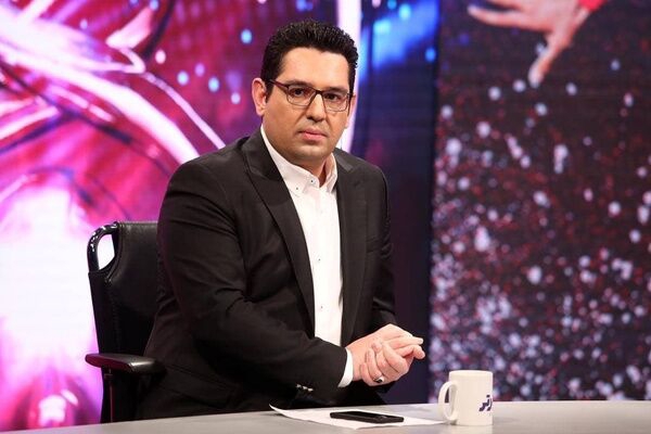 اتفاق عجیب در پوشش تلویزیونی تراکتور-استقلال!