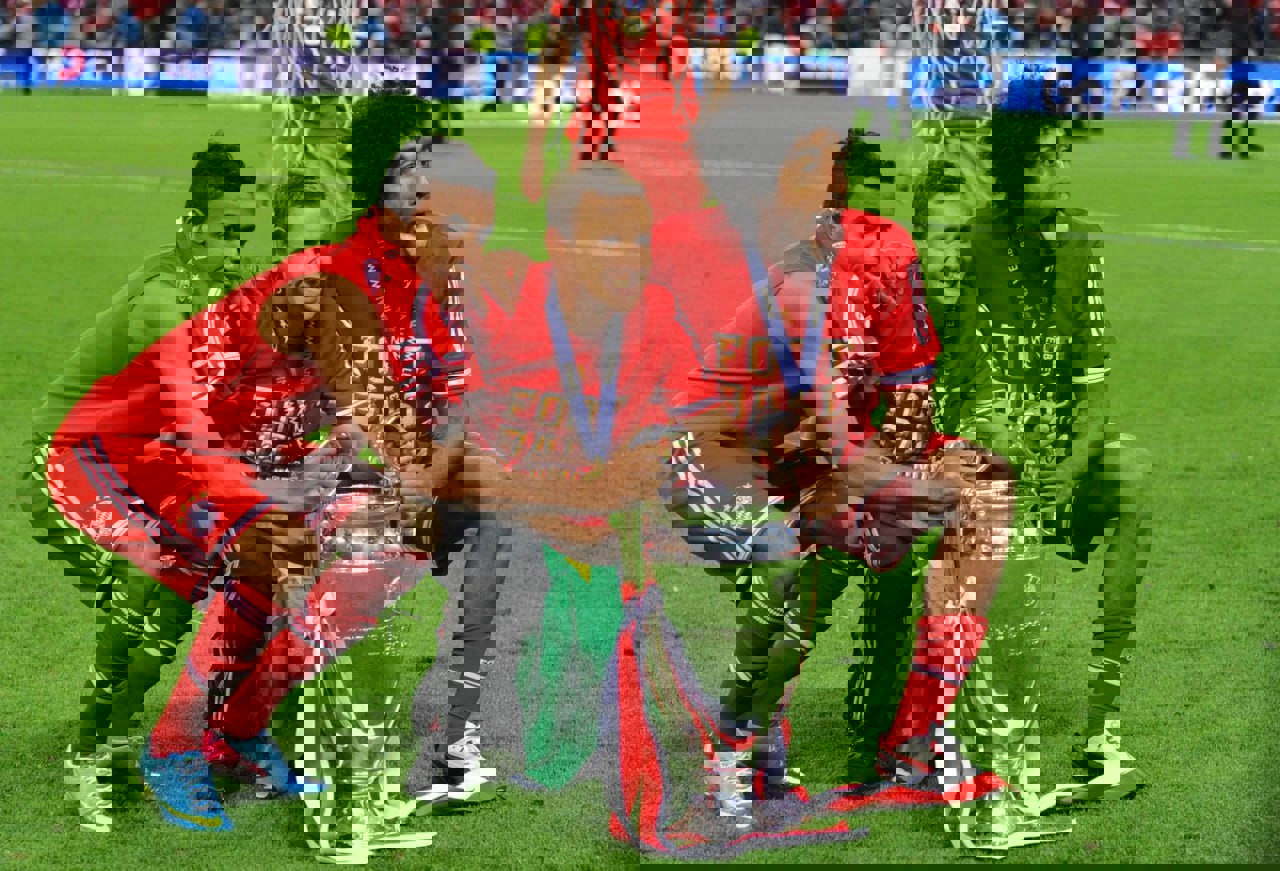 2169195