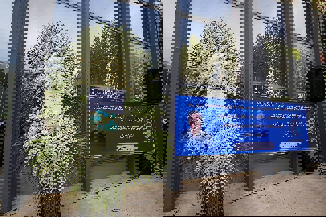 2169572