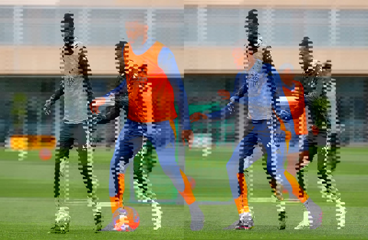 2169667