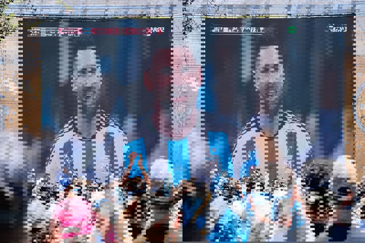 2170633
