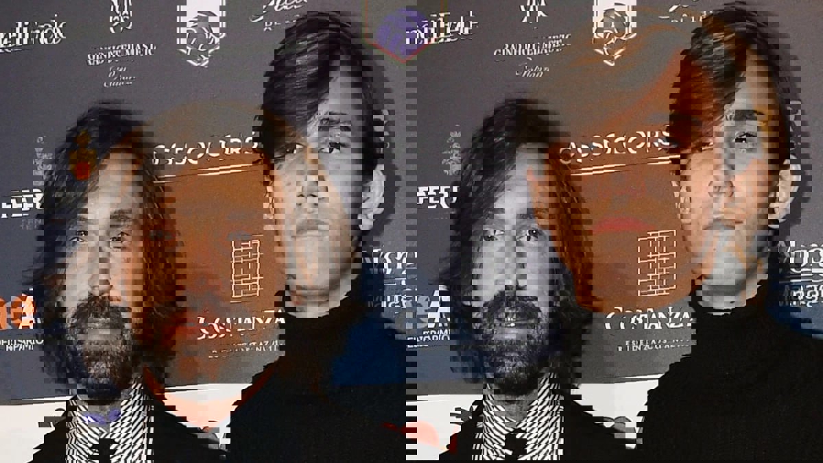 2172298