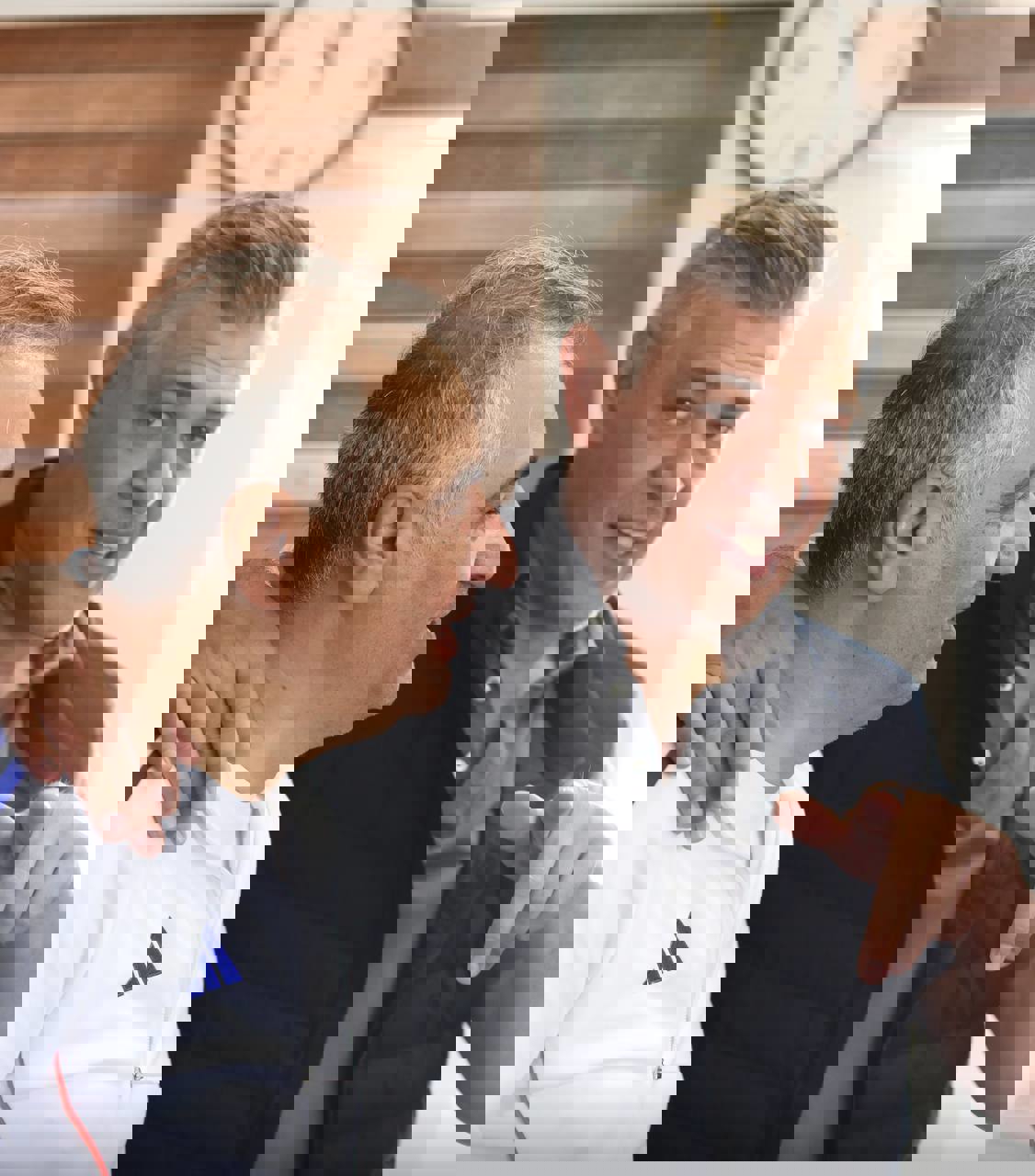 2172381