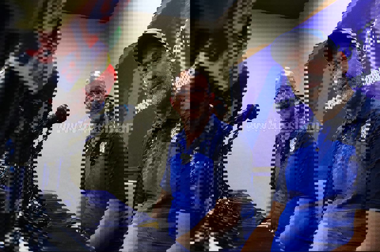 2172358