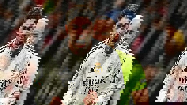 2172308