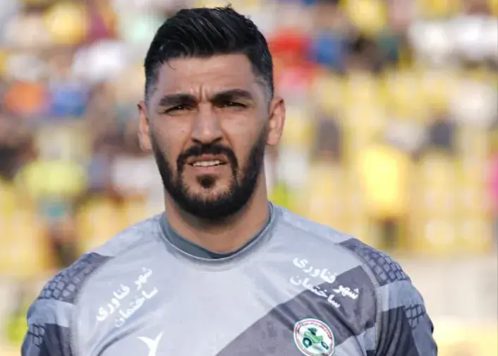 بازگشت گلر گاندوها از راه دور (عکس)