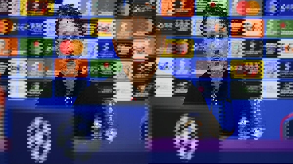 2172811