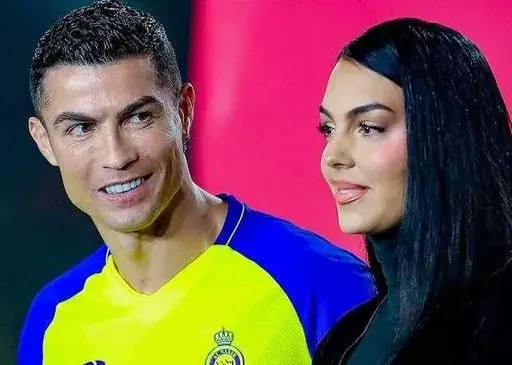 همسر رونالدو سوژه شد: چشم حسود کور!