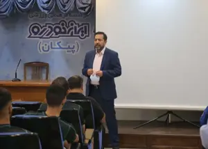 مدیرروستا علیه آتیلا حجازی: از دوستان پدرت بپرس!