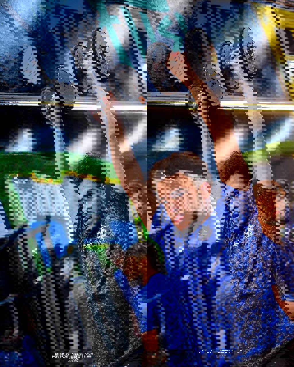 2172869