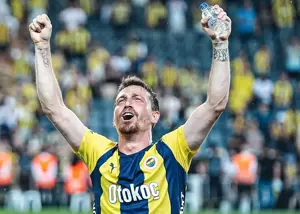 فرمانده فنرباغچه در لیست پرسپولیس!