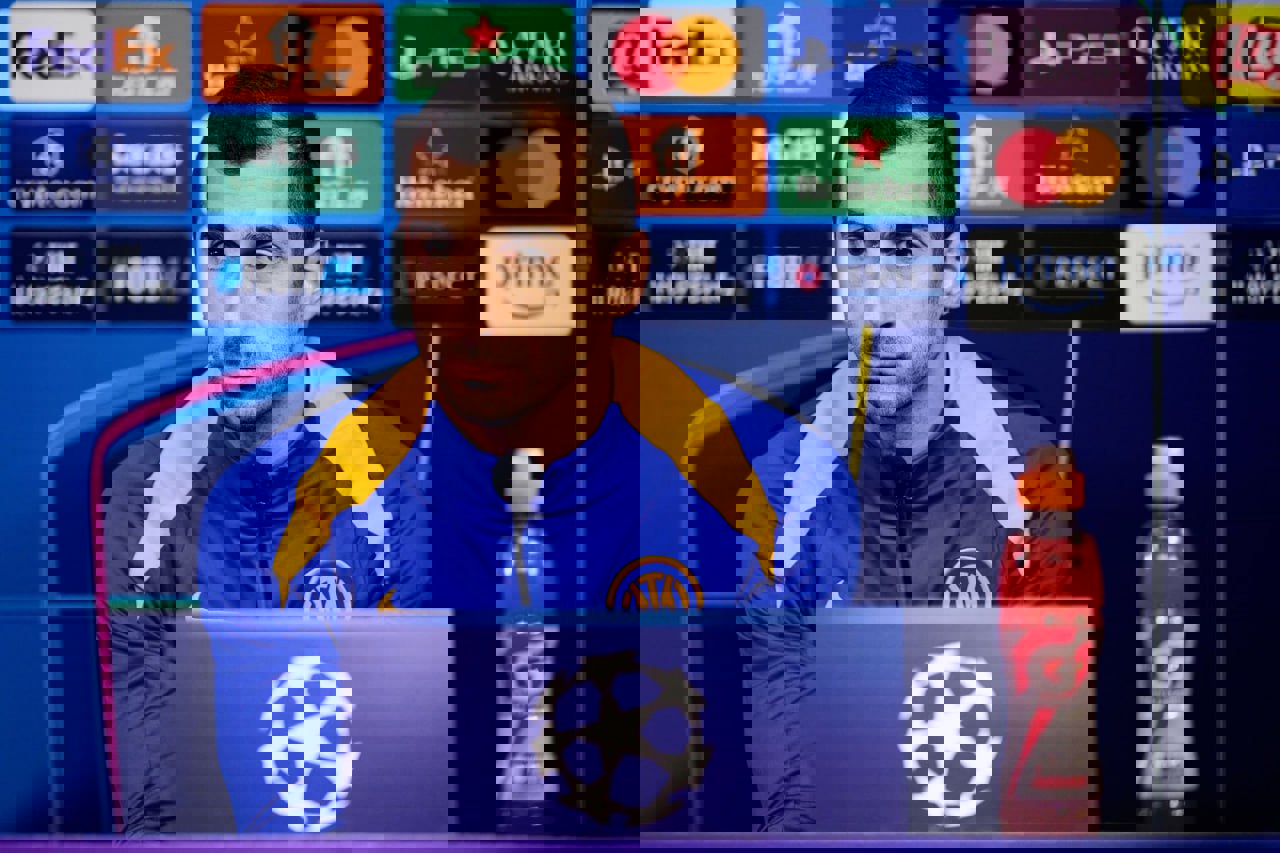 2173769