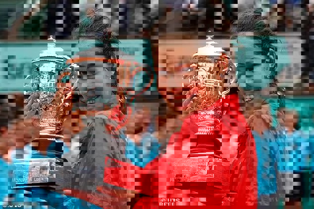 2173618