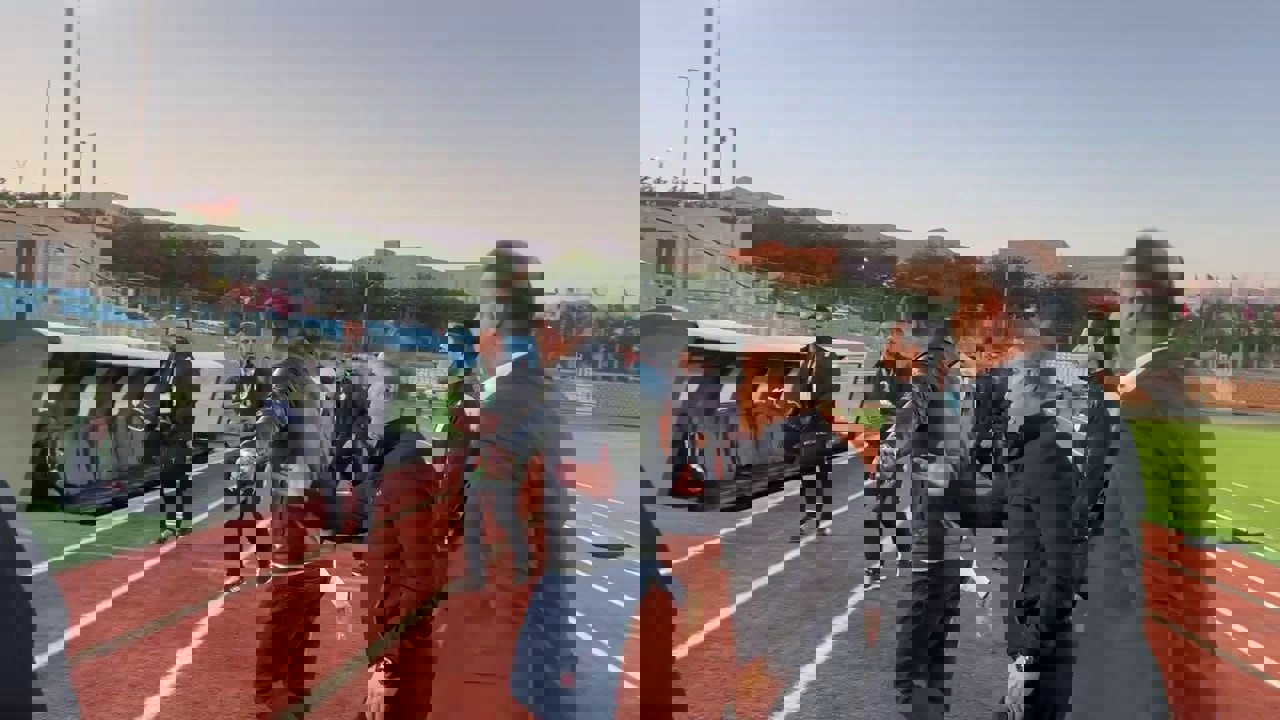 2173884