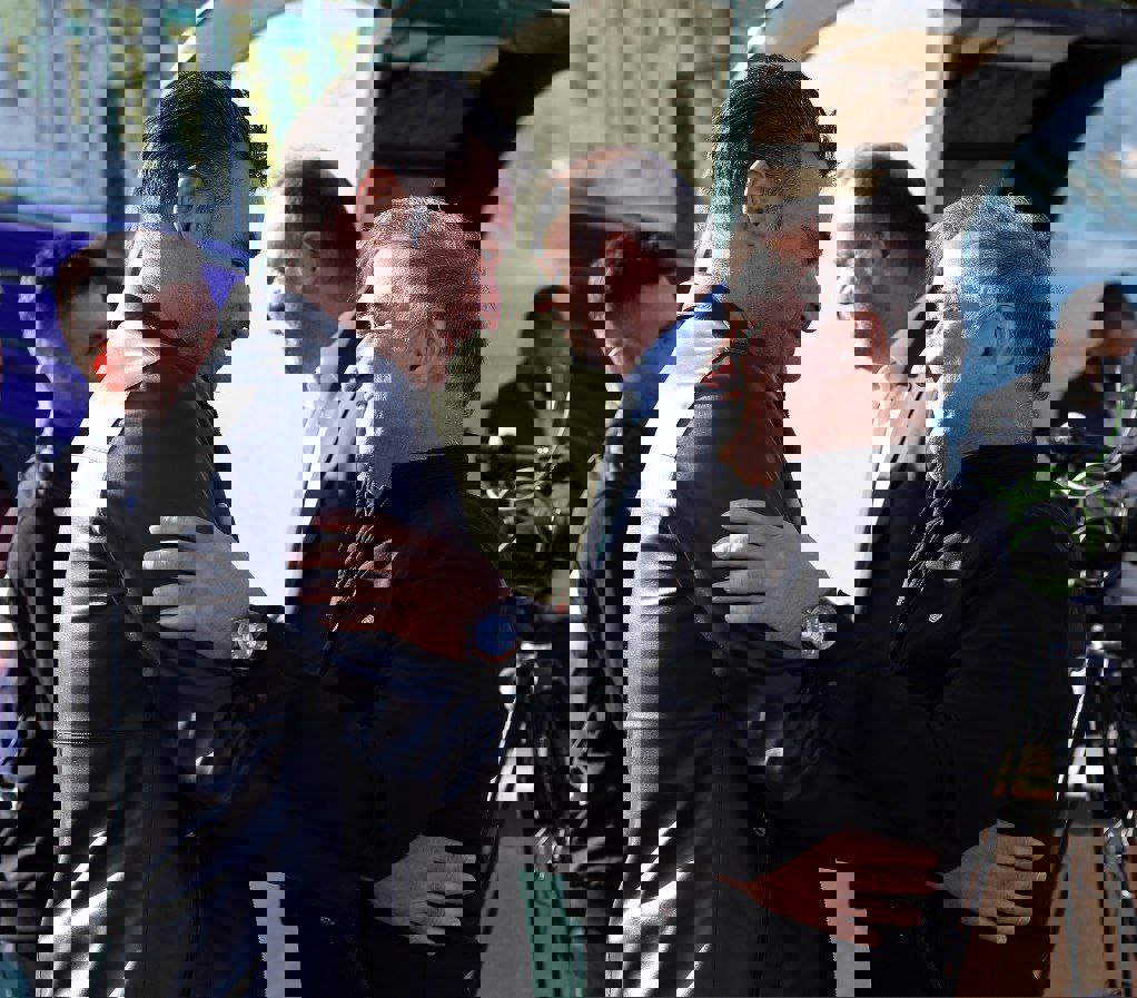 2174383