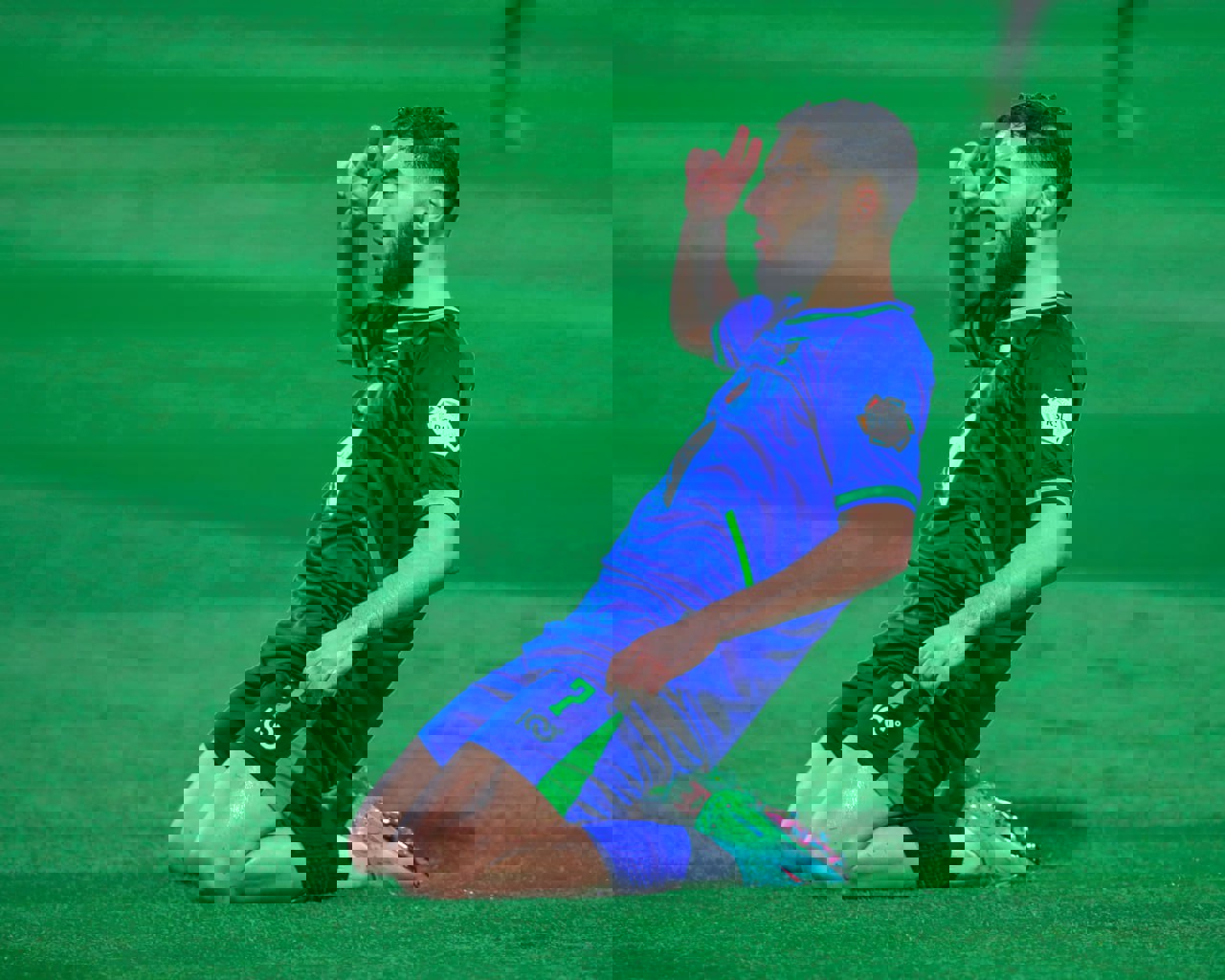 2174568