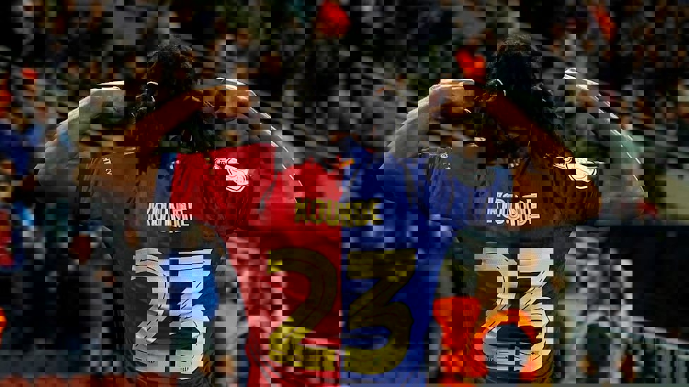 2174842