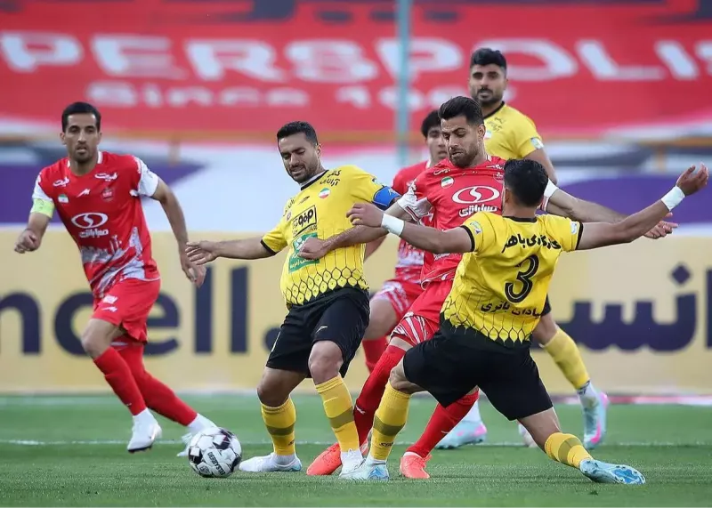 خوشحالی‌ پرسپولیسی‌ها از حال خوب استقلال!