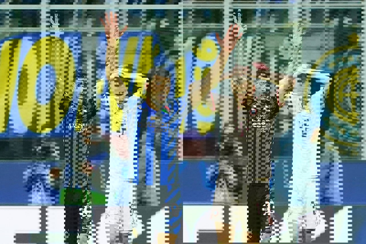 2174903
