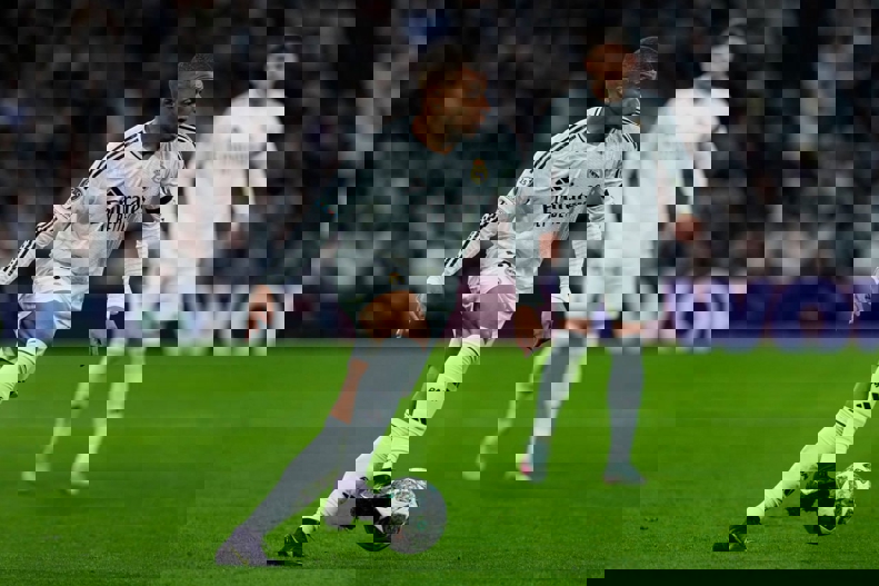 2175329