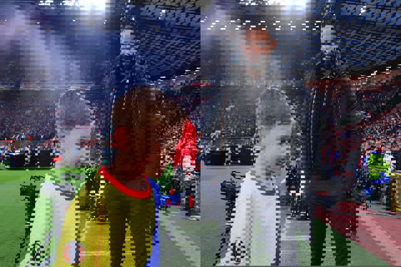 2175196