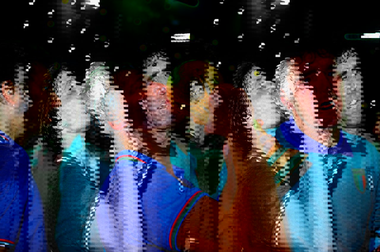 2175305