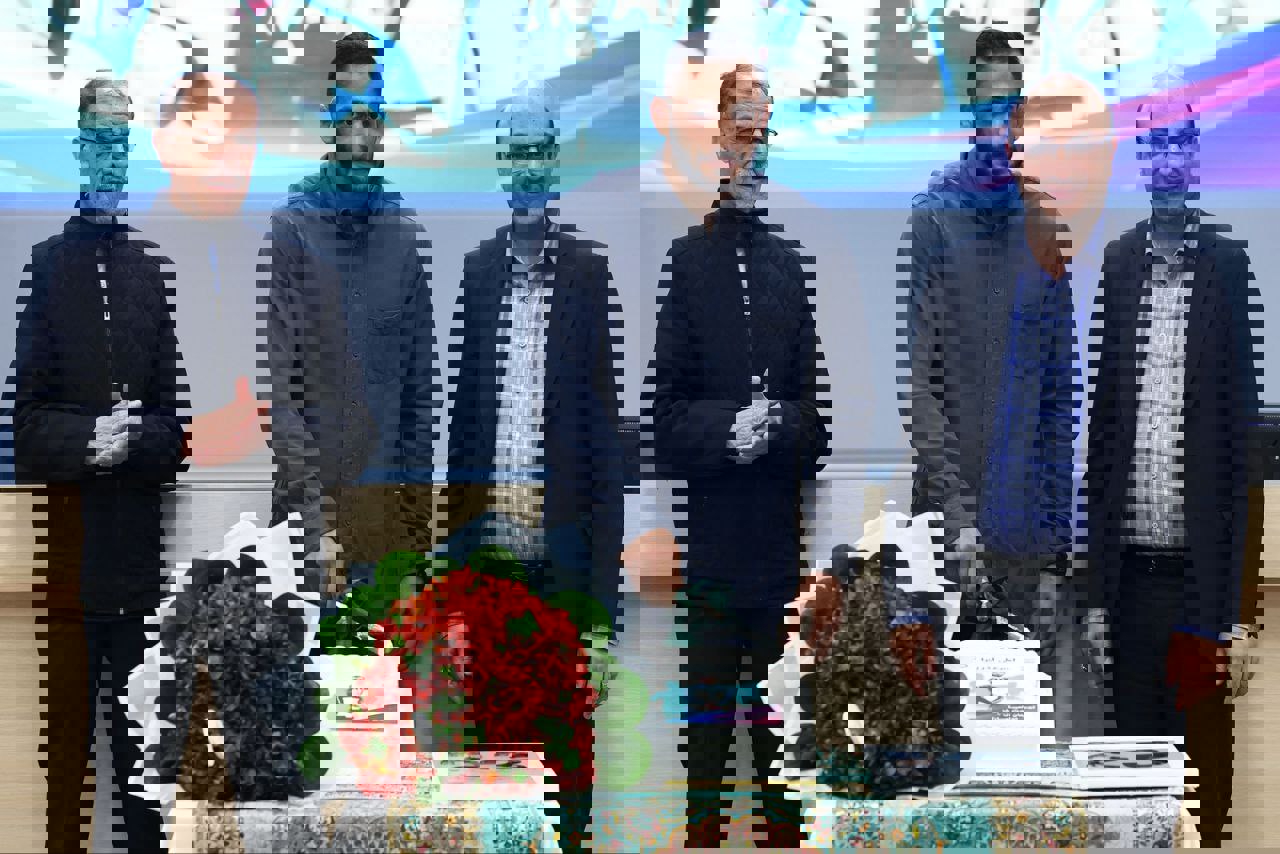 2175297