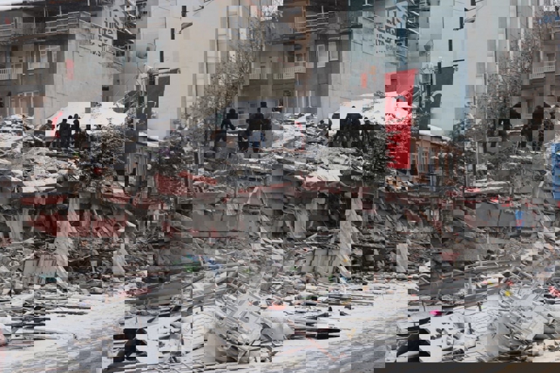 2175555