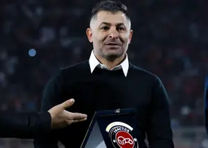 رییس‌جمهور نه پرسپولیسی است نه تراکتوری!
