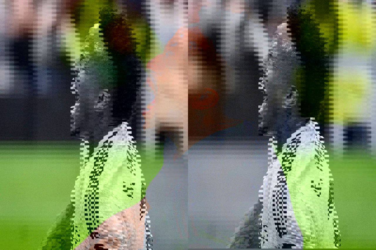 2175768
