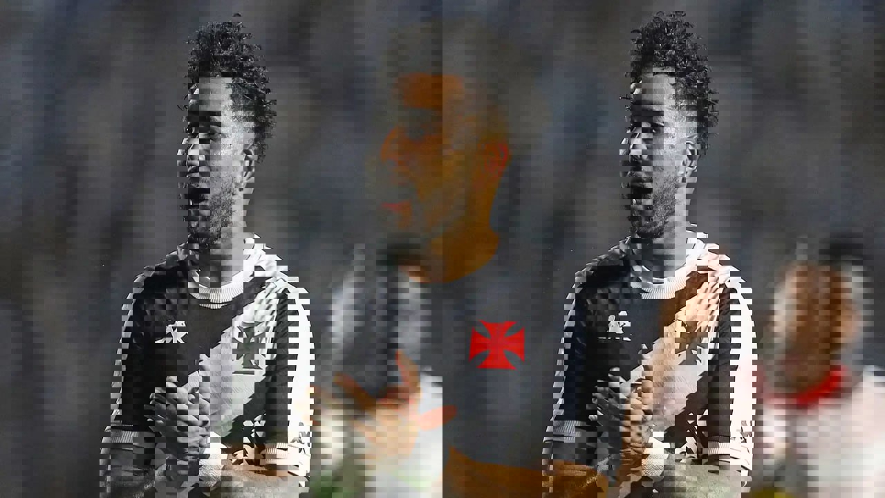 2175696