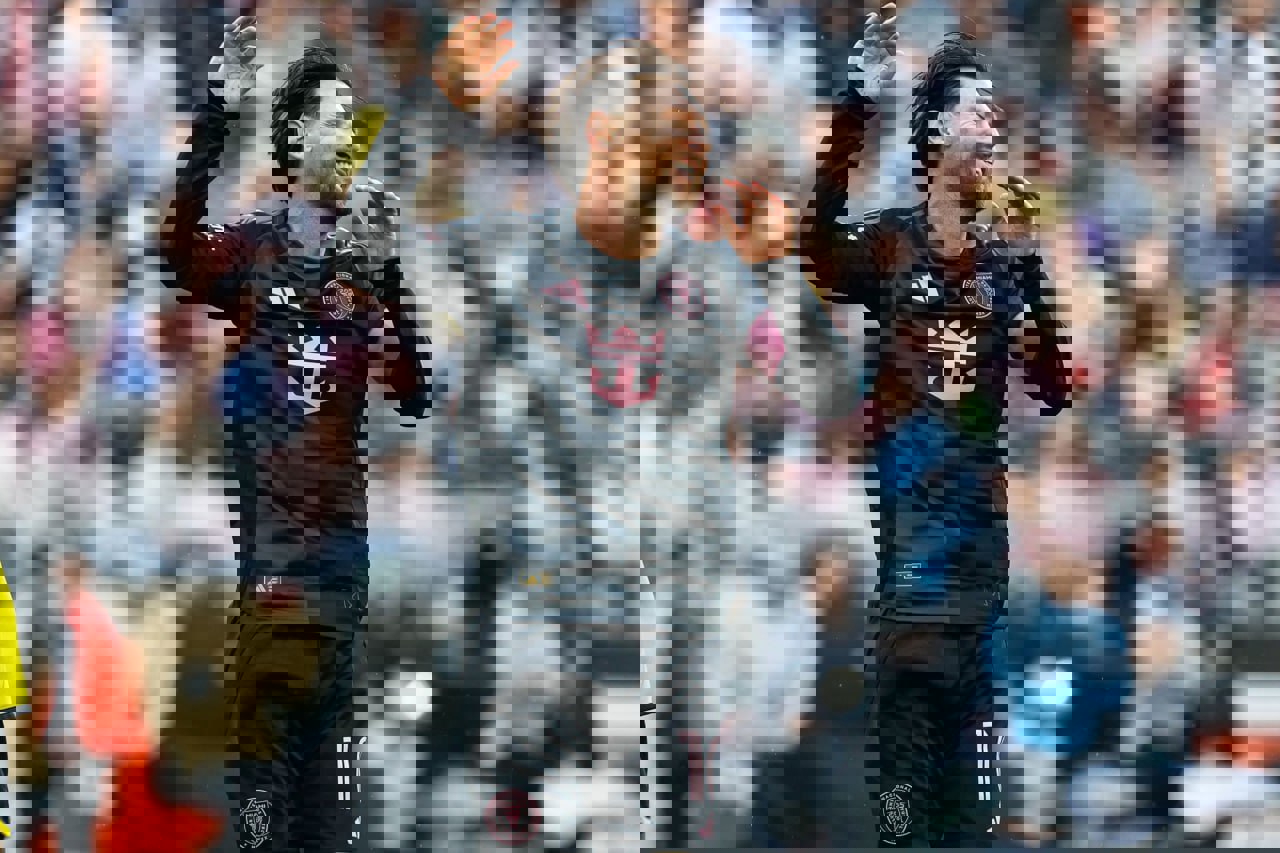 2176134