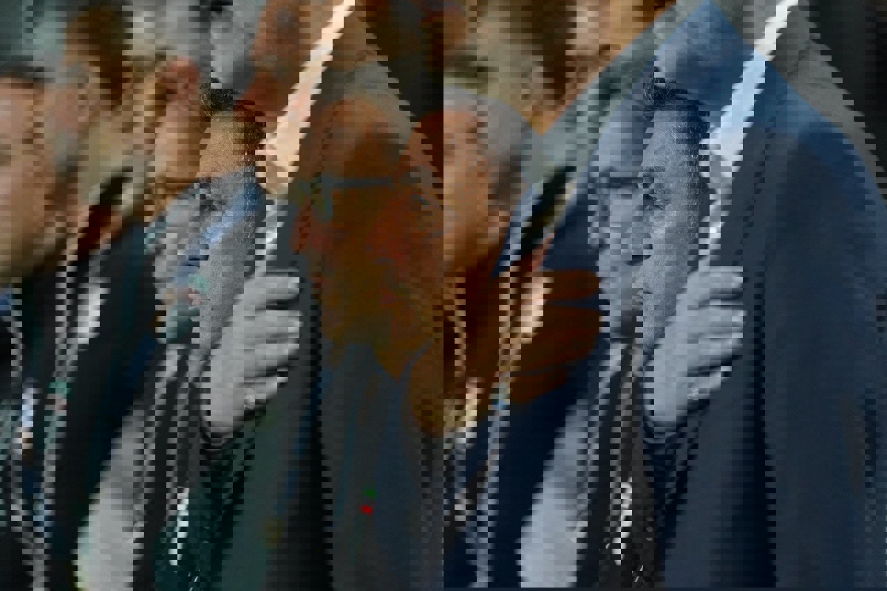 2176261