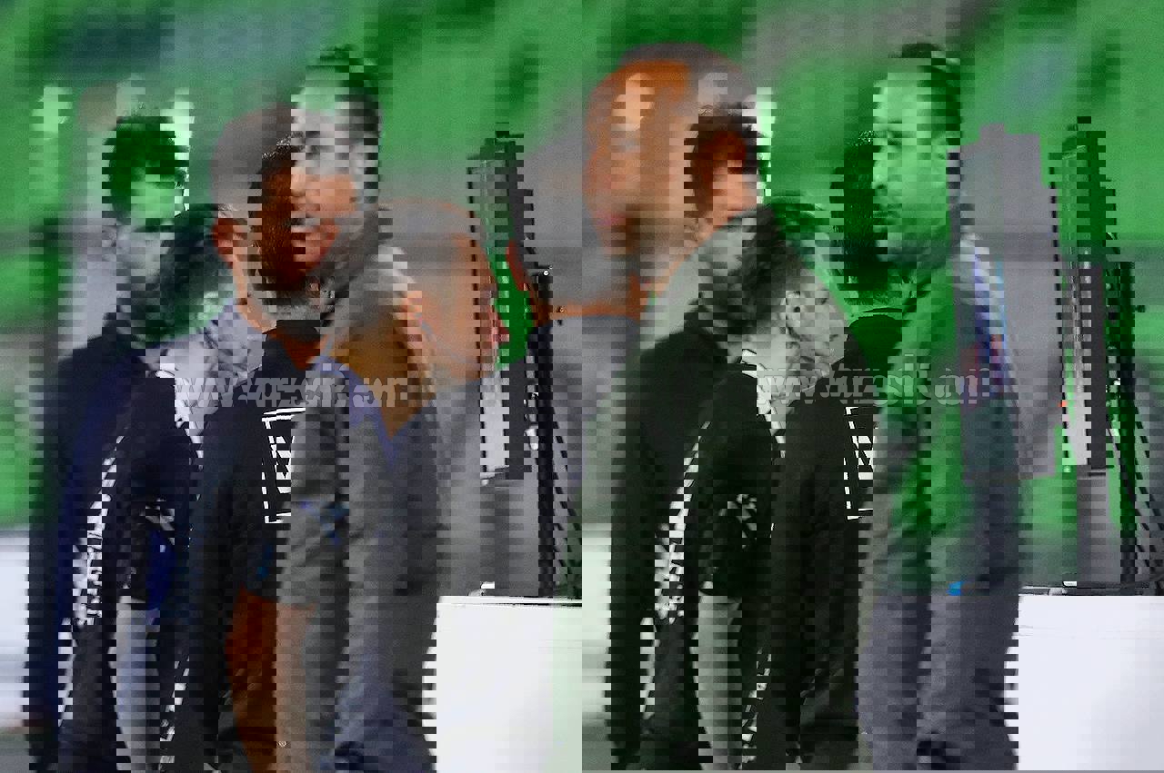 2176405