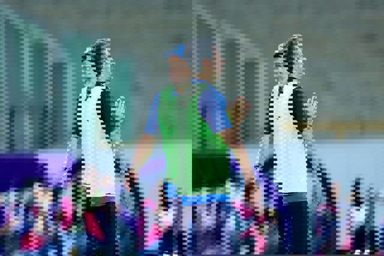2176369