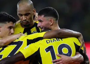 تاج و تخت الهلال در آستانه فروپاشی کامل