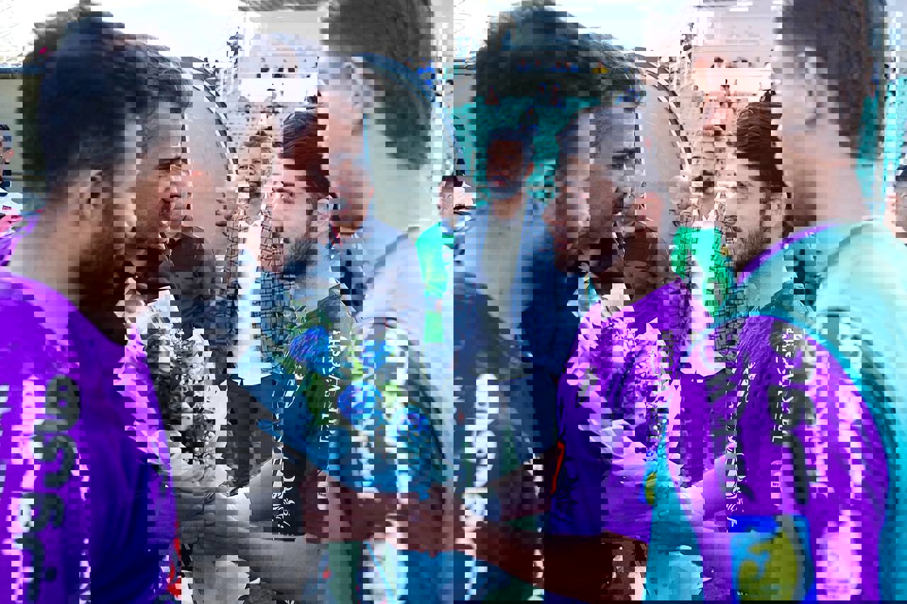 2176581